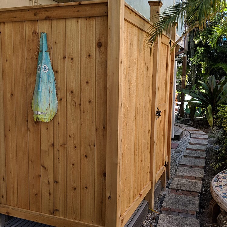 outdoor showers cedar in florida against back of house
