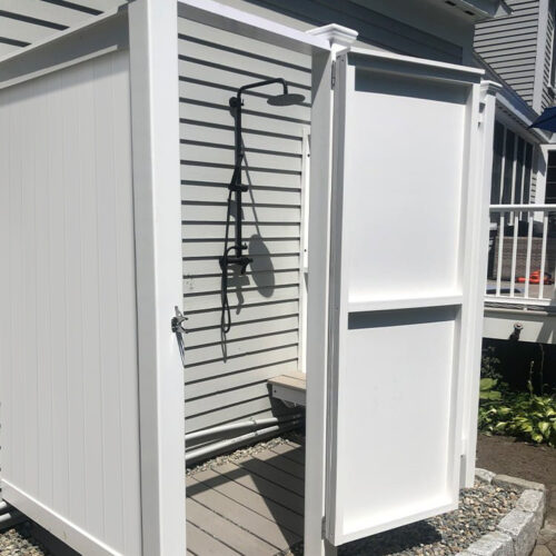 outdoor showers white with door open