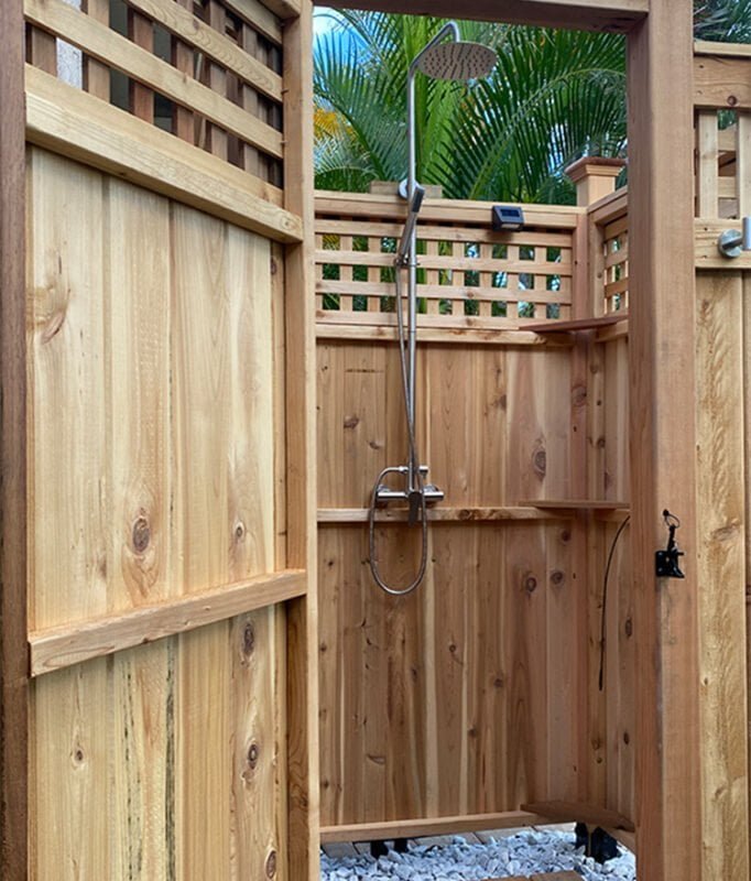 diy outdoor shower with lattice panels