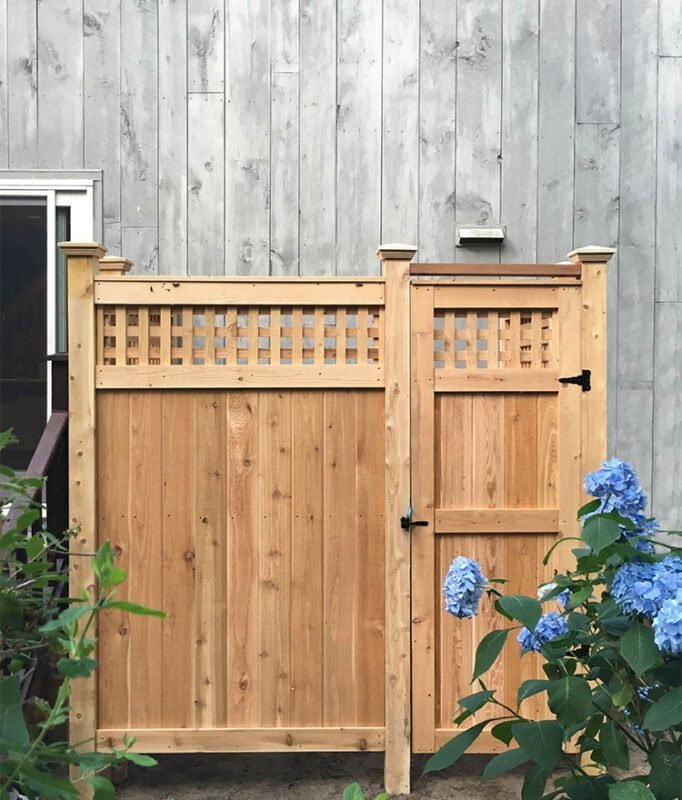 garden shower house mount wood lattice